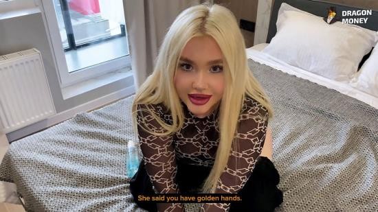 Onlyfans - My Horny Neighbor Asked For My Dick To Fuck Her Juicy Pussy Blondessa (FullHD/1080p/649 MB)