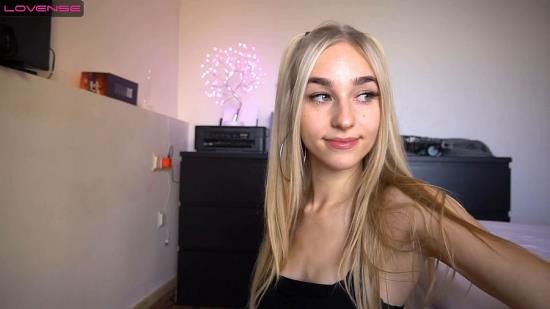 Onlyfans - CD  First Rimjob Ever On Camera (FullHD/1080p/637 MB)