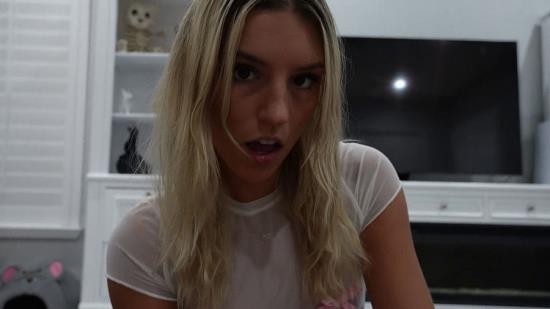 Onlyfans - College Teen Girl Gets a HUGE FACIAL After a Halloween Party Ambie Bambii (FullHD/1080p/205 MB)