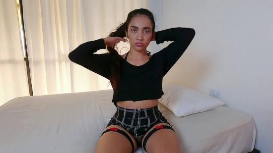 Onlyfans - Sex On My Stepfather s Farm The Cock Sings To Me Danika270 (FullHD/1080p/540 MB)