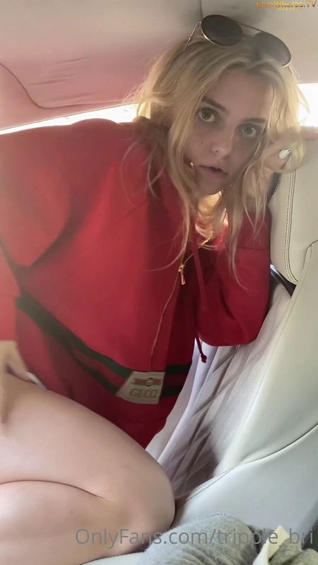 Onlyfans - Trippie Bri Risky Public Car Sex (SD/1920p/369 MB)