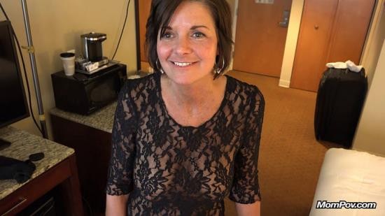 MomPov - Tessa: Southern MILF Gets A Proper Facial (HD/720p/559 MB)