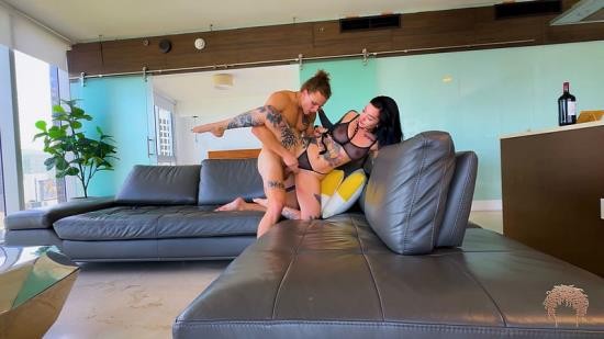 Onlyfans - My Pet Goth Girl Is Such An Obedient Fuck Toy Throat And Pussy Training Curlyheadedfck (FullHD/1080p/272 MB)