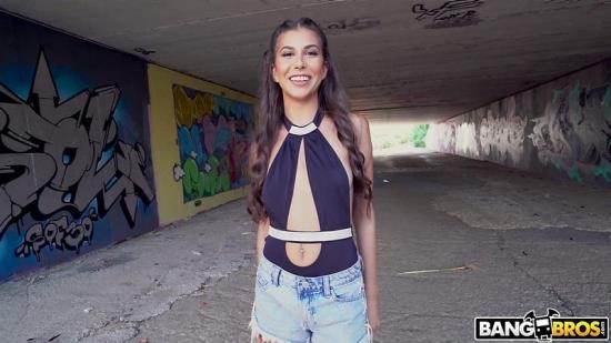 PublicBang/BangBros - Anya Krey: Sexy Romanian�s Anal Adventure (HD/720p/1.59 GB)