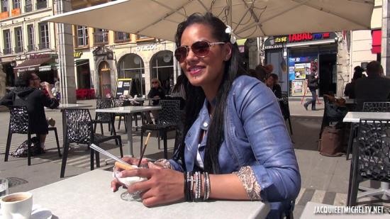 JacquieEtMichelTV/Indecentes-Voisines - Experiences Folles Au Sun  : Clelie (FullHD/1080p/1.19 GB)