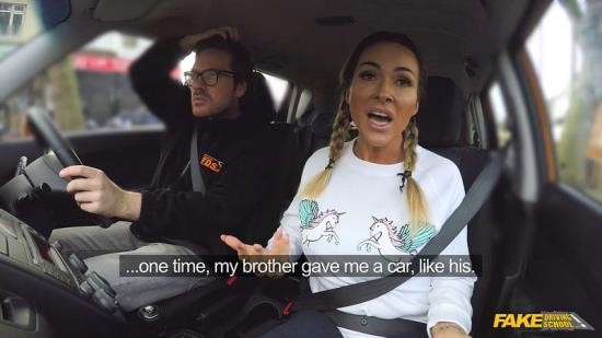 FakeDrivingSchool - Aubrey Black  Busty Gym Bunny Squats On Cock (FullHD/1080p/2.02 GB)