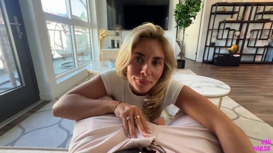 Onlyfans - British IG Model Fucking a Best Friends Big Dick  Bonnie Blue Van Wylde (FullHD/1080p/291 MB)