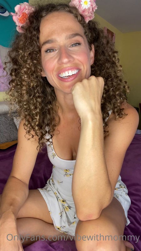 Onlyfans - Vibewithmolly Vibewithmommy  7Ae3F52De (SD/1920p/518 MB)