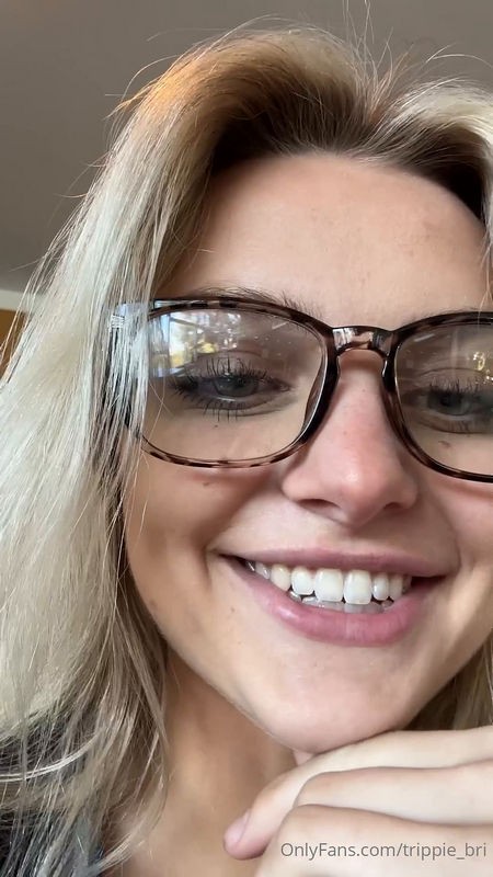 Onlyfans - Trippie Bri (SD/1920p/682 MB)