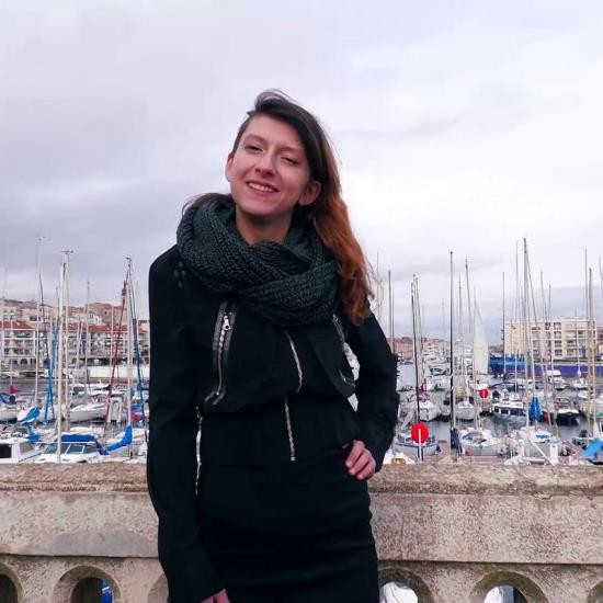 JacquieEtMichelTV/Indecentes-Voisines - Melany  First Sodomy In Sete For Melany, 23 Years Old (FullHD/1080p/1.35 GB)