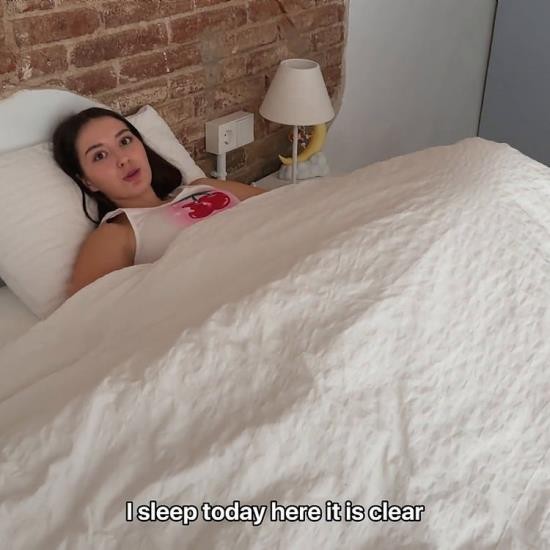 Onlyfans - Sharing Bed With Step Sis And Jerk Off On Her Big Ass But She Caught Me And We Fuck  MyHornyKitty (FullHD/1080p/285 MB)