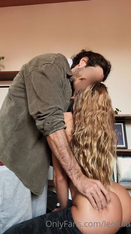 Onlyfans - Leolulu  Morning Hot Couple Sex (SD/1920p/434 MB)