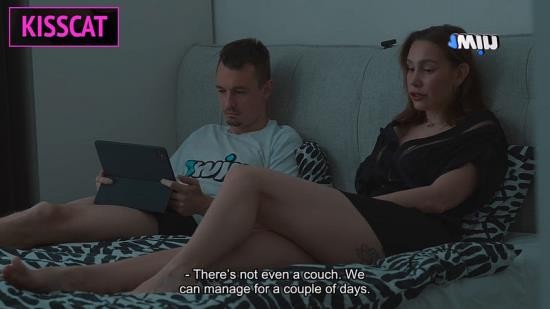 Onlyfans - Step Mom And Step Son Watch Porn, Masturbate To Creampie Bliss In Share Bed Hotel Vacation Kisscat (FullHD/1080p/245 MB)