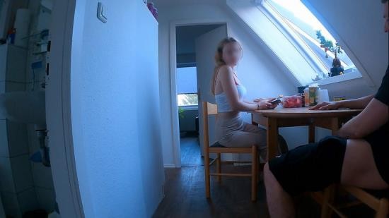 Onlyfans - DICKFLASH In STUDENTS APARTMENT a Slutty College Girl Can t Resist To Finish Me Off AlexSanderOfficial (FullHD/1080p/69.8 MB)