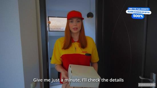 Onlyfans - Pervy Courier Fucked Without a Condom For An Extra Pay Cumshot For Cute Polish Kurwa Eva Soda (FullHD/1080p/262 MB)