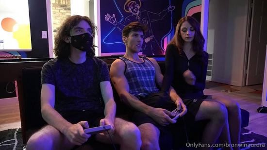 Onlyfans - Lilah Lovesyou Sneaky Couple Swap FOURSOME (FullHD/1080p/1.16 GB)
