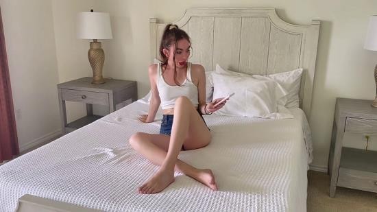 Onlyfans - APRIL FOOLS Dick Slipped Into Stepsis During Prank Accidental Sex Kylie Island (FullHD/1080p/224 MB)