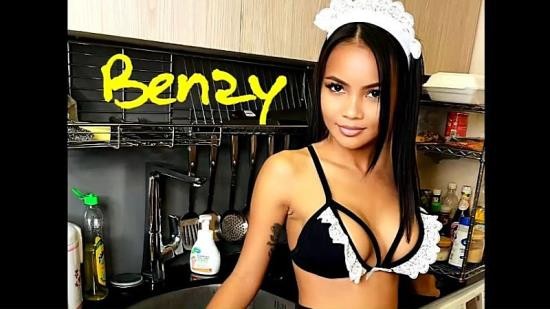 OnlyFans/ManyVids/ForeignaffairsXXX - BENZY Asian Maid Fucked In The Kitchen (FullHD/1080p/1.42 GB)