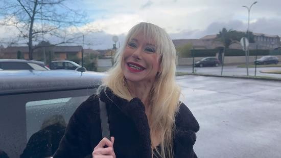 JacquieEtMichelTV - Emma  45, Wanted It In Her Ass (FullHD/1080p/952 MB)