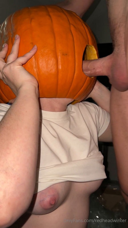 Onlyfans - RedHeadWinter (SD/1920p/413 MB)