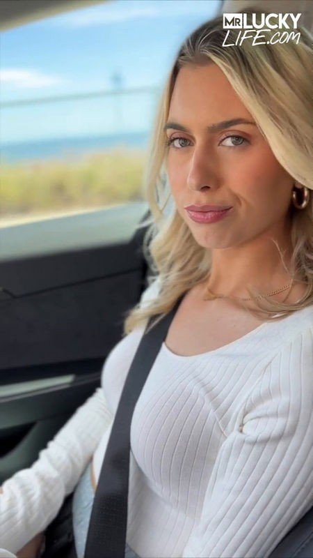 Onlyfans - Jill Kassidy New Vertical Pov Video (SD/1080p/652 MB)