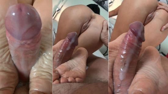 Onlyfans - BAREFootjob Deluxe Cum Explosion XXL AlexandraWett (FullHD/1080p/264 MB)
