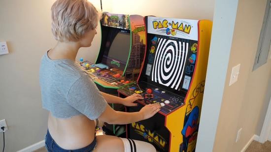 Clips4Sale - Gamer Girl Juniper (UltraHD/4K/2160p/1.30 GB)