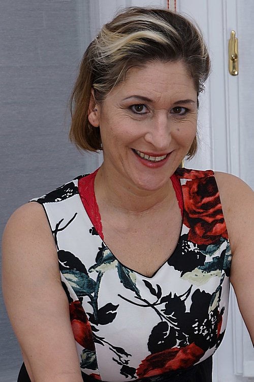 Mature.nl/Mature.eu - Teresa Lynn EU 45  German Housewife Teresa Doing Her Toyboy (FullHD/1080p/897 MB)