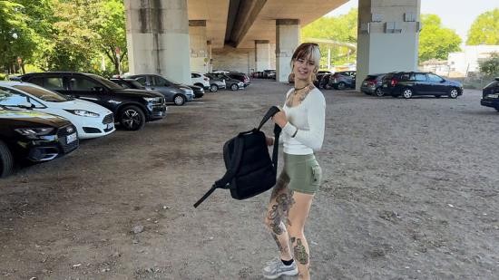Onlyfans - Risky Public Cable Car Blowjob  Naughty In The Sky SallyDinosaur Sally Dinosaur (FullHD/1080p/220 MB)