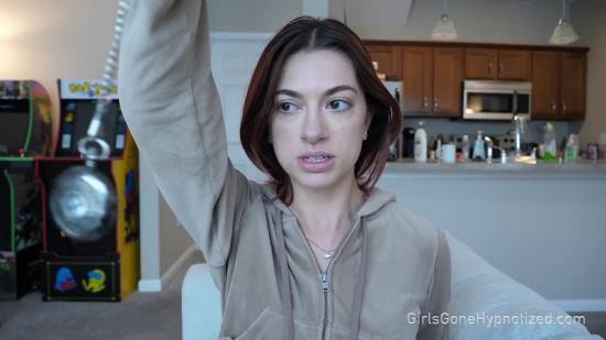 Clips4Sale - Casi Hypnotizes Herself (FullHD/1080p/260 MB)