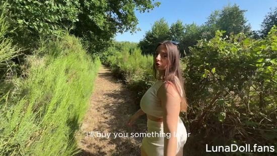 Onlyfans - Sloppy Deepthroats, Blowjob And Balls Licking Topless In The Forest  Luna Doll LunaDoll (FullHD/1080p/647 MB)