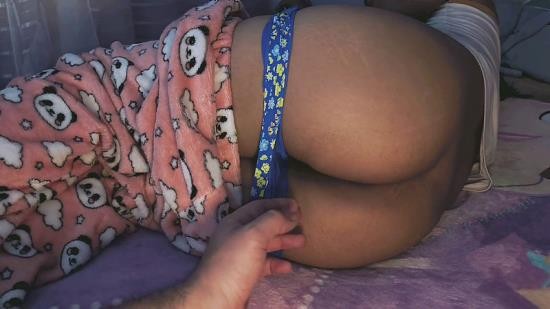 Onlyfans - My Kinky Stepdaughter Leaves The Door Open And Pulls Down Her Panties For Me To See Linda Teen (FullHD/1080p/195 MB)