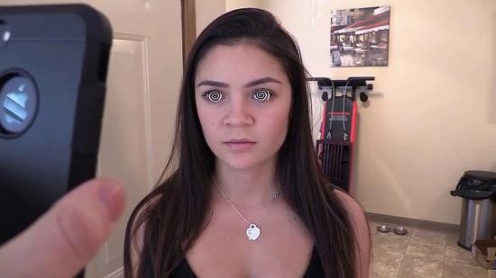 Clips4Sale - Post Hypnotic Suggestion  Selena (HD/720p/237 MB)