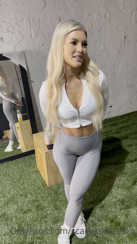 Onlyfans - ScarlettkissesXO  My Personal Trainer Fucked Me 2K (SD/1920p/900 MB)