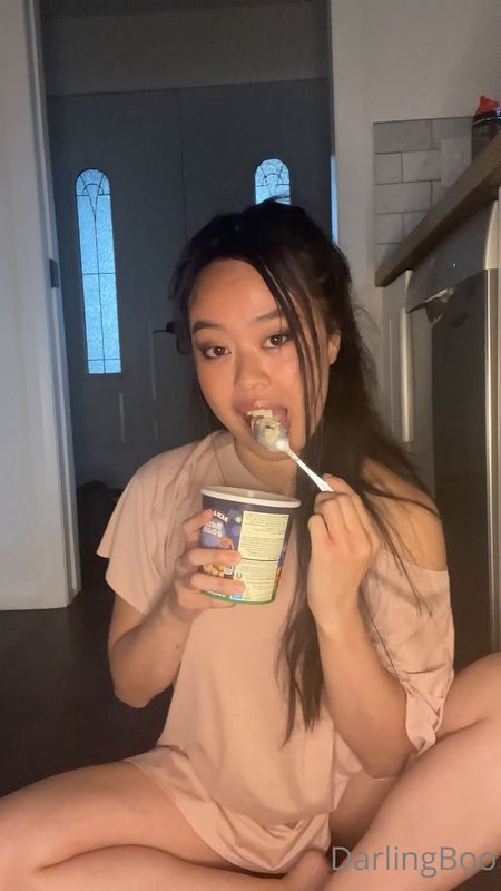 Onlyfans - Darlingboo (SD/1920p/512 MB)