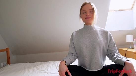 TripForFuck - Alexa Flexy : Pretty Russian girl with super bright personality, cute smile (FullHD/1080p/1.38 GB)