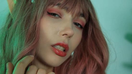 Onlyfans - Tempting ELVEN BABE Fingers Her Pussy And Gets a WILD Orgasm Mila Azul (FullHD/1080p/146 MB)