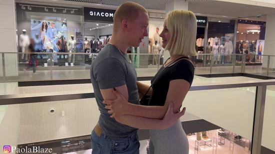 Onlyfans - Horny Wife Sucks Me Off In The Fitting Room, Then Tells Me To Fuck Her Hard In The Pussy BlazeStudioOfficial (FullHD/1080p/454 MB)