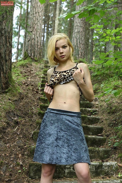 Karupspc - Sophia Kitten Solo 3 (HD/720p/529 MB)