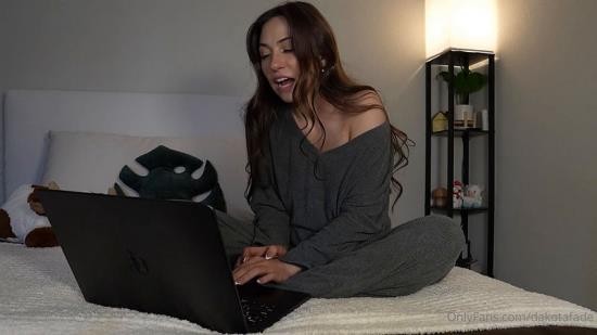 Onlyfans - Dakotafade (FullHD/1080p/808 MB)