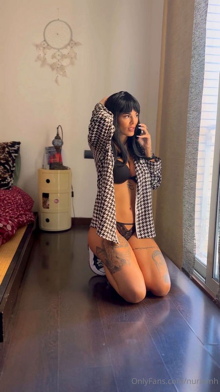Onlyfans - NURIA MH (SD/1280p/493 MB)